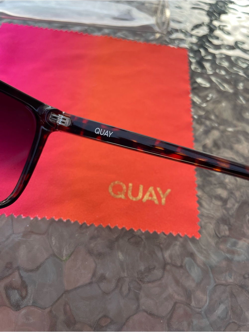 Quay Nightfall Red Top Tortoise Shell Sunglasses - Picture 11 of 15